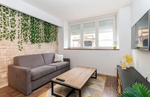 Juf Apartment | L'appart Gaming du 36 - Clim,Jardin&Barbecue
