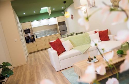 Saint-Andre-les-Vergers House | L'atelier vert - Balneo, Luxury, Cozy, Near Hypercentre