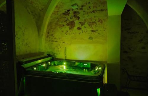 Orgon Apartment | L'envoûtement Provençal, jacuzzi privatif et SPA