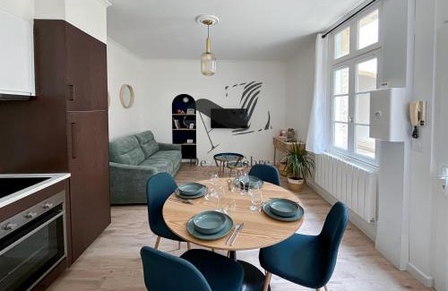 Rochefort Apartment | L'Escale d'Audry - Appartement sur cour situé en plein coeur de ville