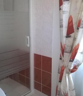 Saint-Jacut-les-Pins Bed & Breakfast | L'Hirondelle