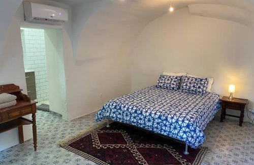 Vezenobres House | L' Horloge