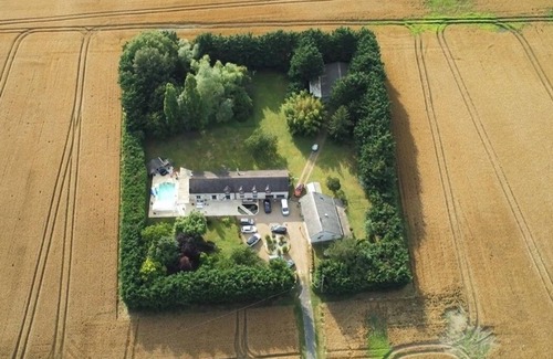 Villemoutiers Villa | L'Hydromel, estate with swimming pool 1h30 from Paris