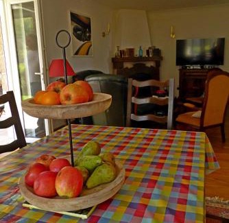 Saint-Cyprien-sur-Dourdou House | L'Oustal des Bons Vivants