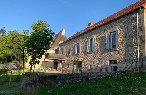 Felletin Apartment | La bâtisse felletinoise : appartement tout équipé