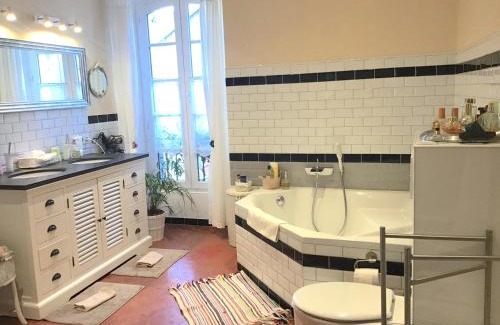 Orgon Bed & Breakfast | La Bégude des Alpilles