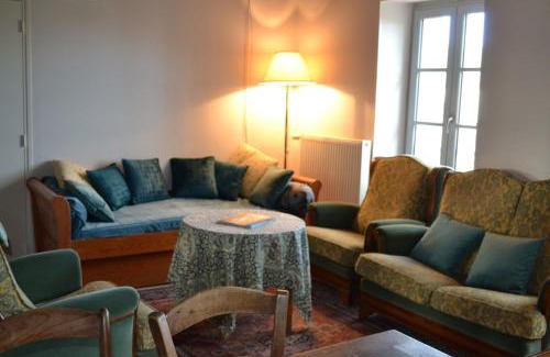 Saint-Leger-Vauban House | La Barboulotte