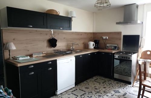 Saint-Leger-Vauban House | La Barboulotte