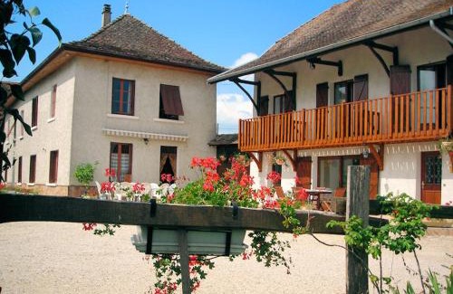 Corbelin House | La Bardelière