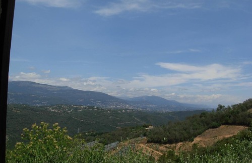 Tanneron House | LA BASTIDE DES TROIS PINS
