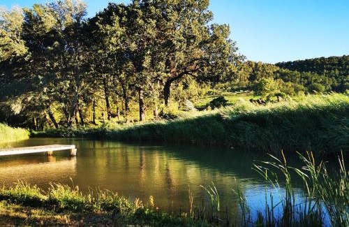Salernes Apartment | La Bastide du Capelier - Gîte pour 4 personnes avec baignoire balnéothérapie