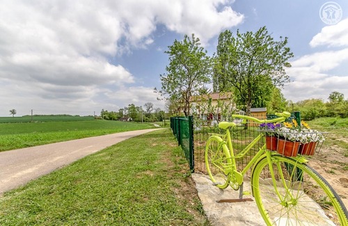Saint-Germain-du-Plain House | La Bicyclette Verte - SAINT GERMAIN DU PLAIN