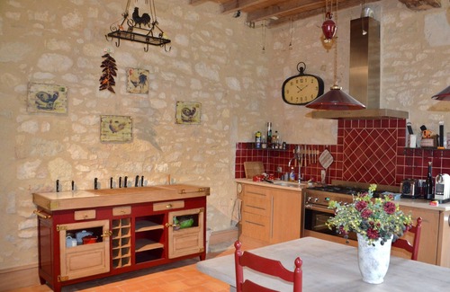 Biran House | "La Borde" Character gersoise farmhouse with superb swimming pool, jacuzzi, trampoline