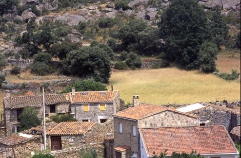 Fornillos de Fermoselle House | LA CABAÑA DE PORTUGAL