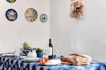 Marina del Cantone House | La Cabane Bleau The perfect beachfront apartment