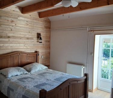 Laperriere-sur-Saone House | La cabane de Lancelot Chambre Campagne
