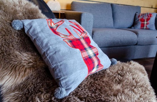 Brugelette Ski Chalet | La cabane du cerf et son sauna