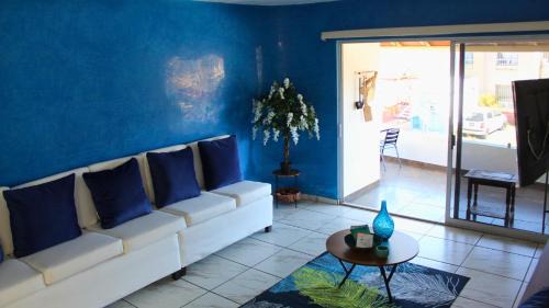 Uruapan House | La Casa De Colores