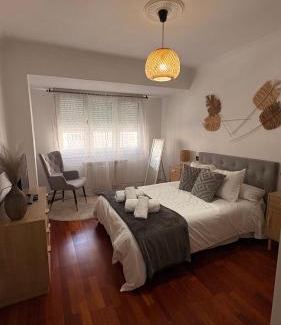 Lugo Apartment | La casa de Elena con terraza en el centro