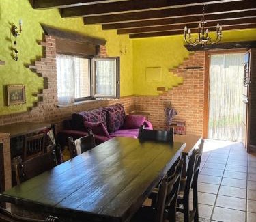 Valle de Mena House | La Casa de Fefita (Stone house in a privileged environment 35 km from Bilbao)