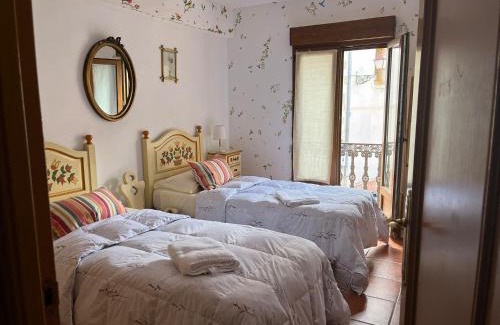 Riaza Apartment | La casa de Paloma en la Plaza Encanto histórico