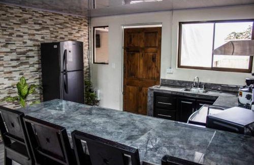 Barrio Dora House | La casa del volcán