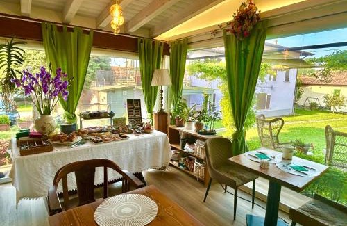 Castello Bed & Breakfast | La Casa Di Campagna Sul Garda