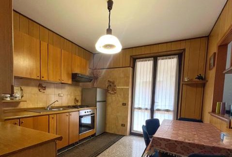Berzo Demo Apartment | La Casa Panoramica
