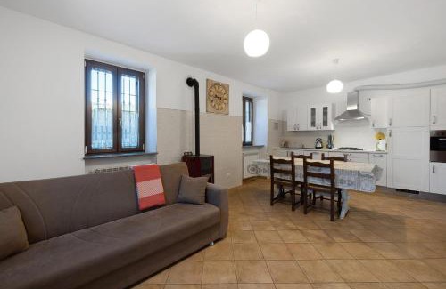 Osiglia House | La Casa Sul Lago
