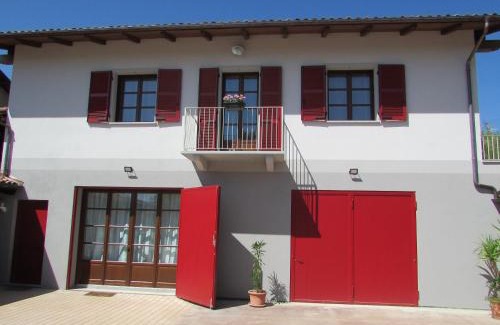 Costigliole d'Asti House | La Cascina dei Banditi