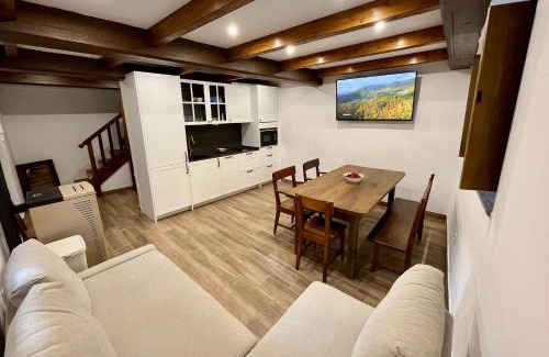 San Cristobal de Valdueza House | La Casina de la Yeye San Cristóbal de Valdueza