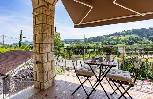 Ribadesella House | La Casona de Llovio near Ribadesella