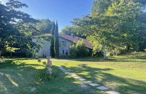 Orthevielle Bed & Breakfast | LA CAVERIE DE PEYROUX A ORTHEVIELLE (40300)