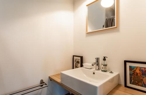 Castelnau-le-Lez House | La chambre de Laura