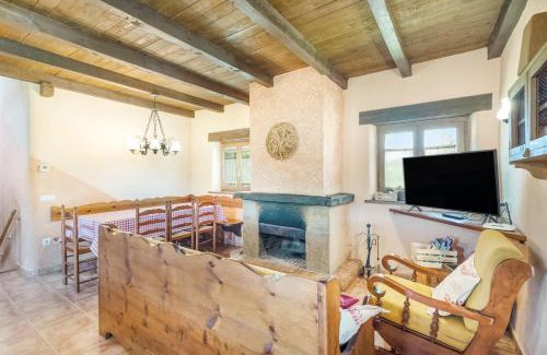 Sant Boi de Llucanes House | La Cirera