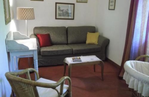 Saint-Philbert-du-Peuple Apartment | La Closerie