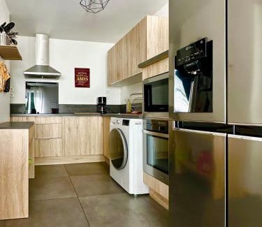 Coteaux Ouest House | La Coloc' Rouen Docks T6 4 Bathrooms Garden