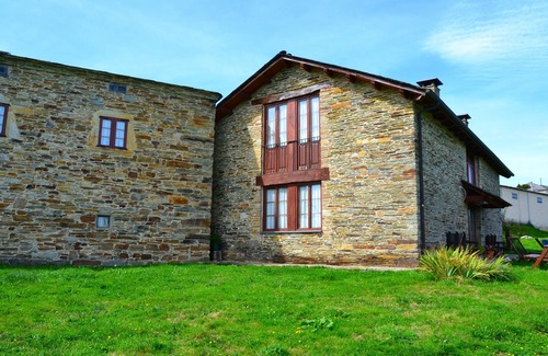 Pumares Apartment | La Corrada, apartment for two people