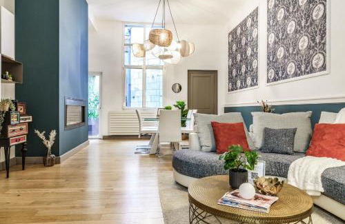 Old Town Villa | La Cour de l'Opera - PrestiPlace Collection