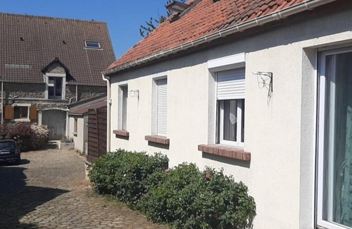 Brequerecque House | La Cour Pavée