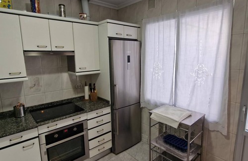 Distrito Llano Apartment | La Cueva de Gonza - Para 5 pax