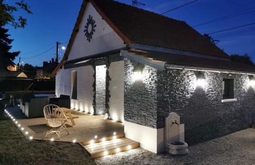 Chaon House | La Demeure du Faon gîte raffiné 4 personnes avec piscine et jacuzzi, en plein cœur de la Sologne à proximité immédiat de Lamotte-Beuvron et des Châteaux de la Loire et du Zoo de Beauval, Center Parca Hauts des Bruyères