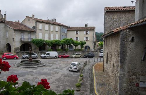 Saint-Lizier House | la Fadette