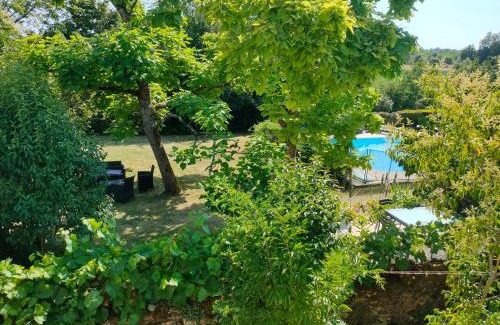 Sorges-et-Ligueux-en-Perigord Bed & Breakfast | La Fayolle en Périgord