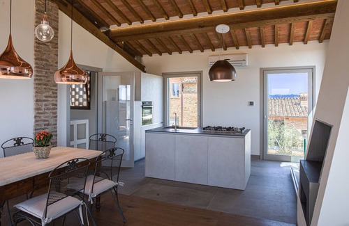 Siena Villa | La Fonte Di Santa Regina 16, Emma Villas