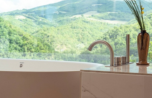 Furlo Bed & Breakfast | LA FORESTALE Luxury Ecolodge