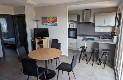 La Franqui Apartment | La Franqui. Appt 42m2. 50 m. from the beach.Balcony with nice sea view. Wifi.