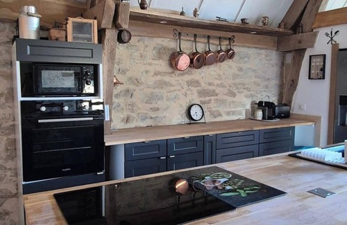 Lavergne House | La grange de Thégra