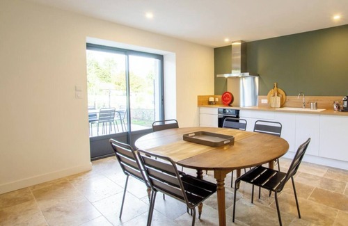 Boulazac-Isle-Manoire House | La Grange sleeps 6.