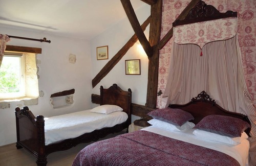 Leguillac-de-l'Auche Other | La Guest House du Château le But